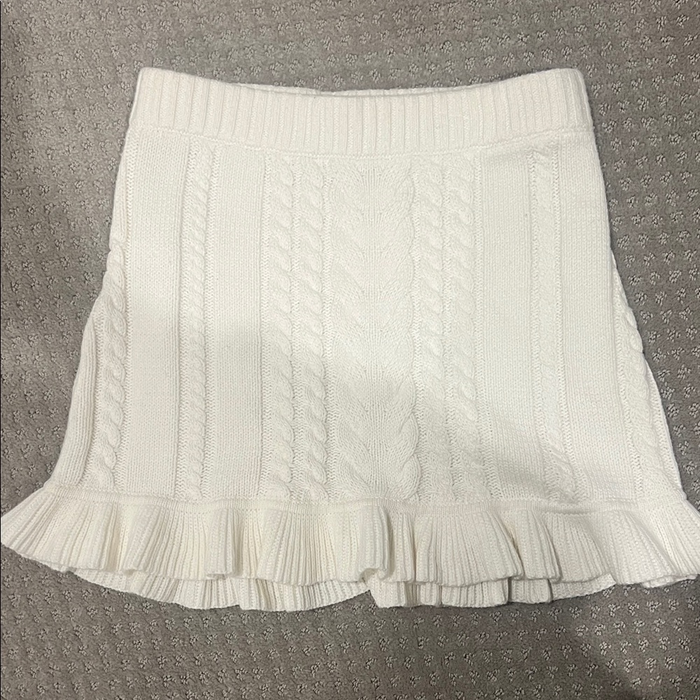 Show Me Your MuMu Cream Ridley Ruffle Skirt - Picture 2 of 3